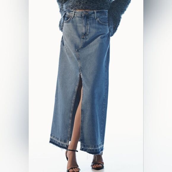 ZARA BLOGGERS FAV DENIM MIDI SKIRT - Picture 2 of 8